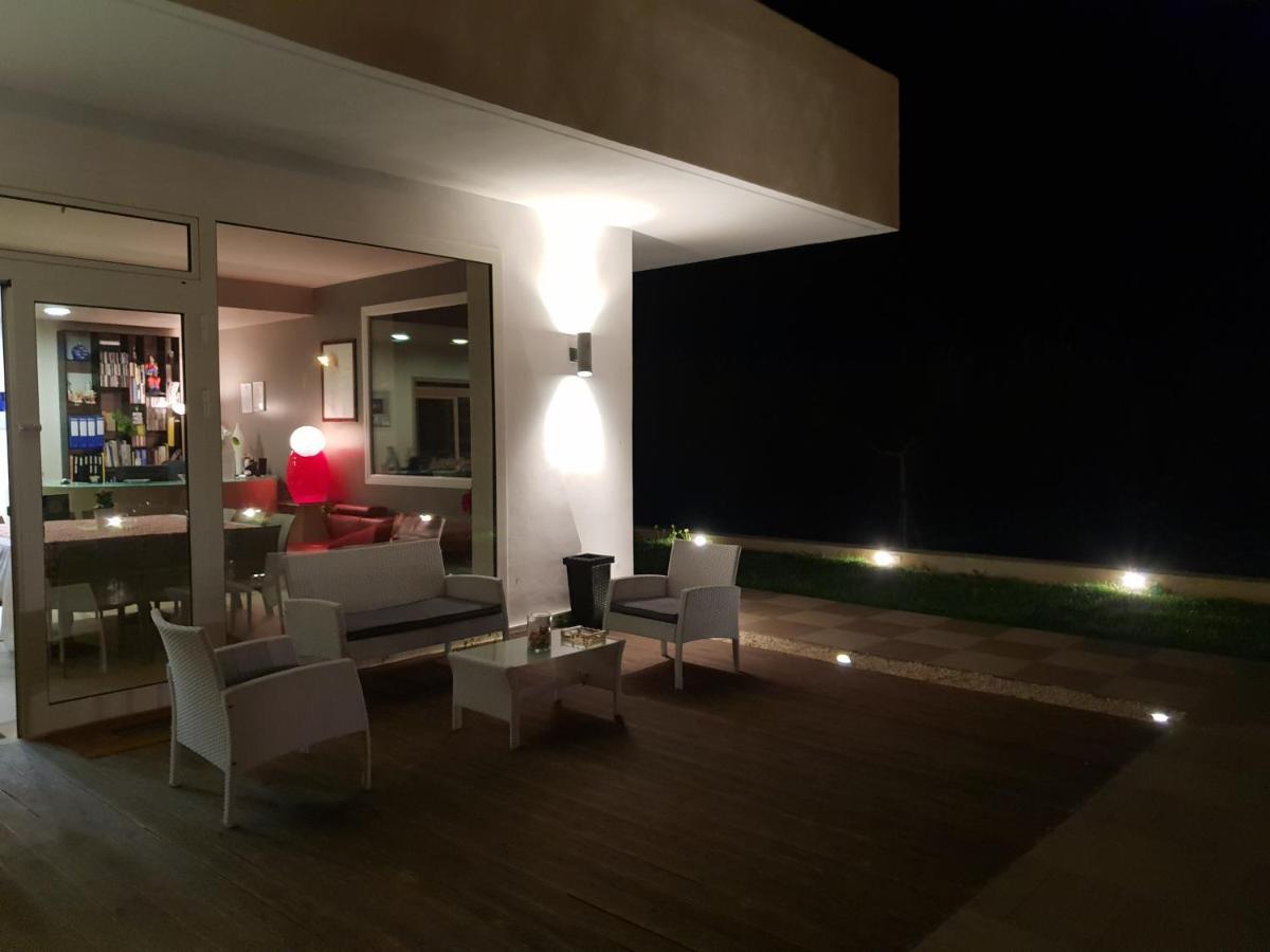 Villa Giadel เมนฟี ภายนอก รูปภาพ